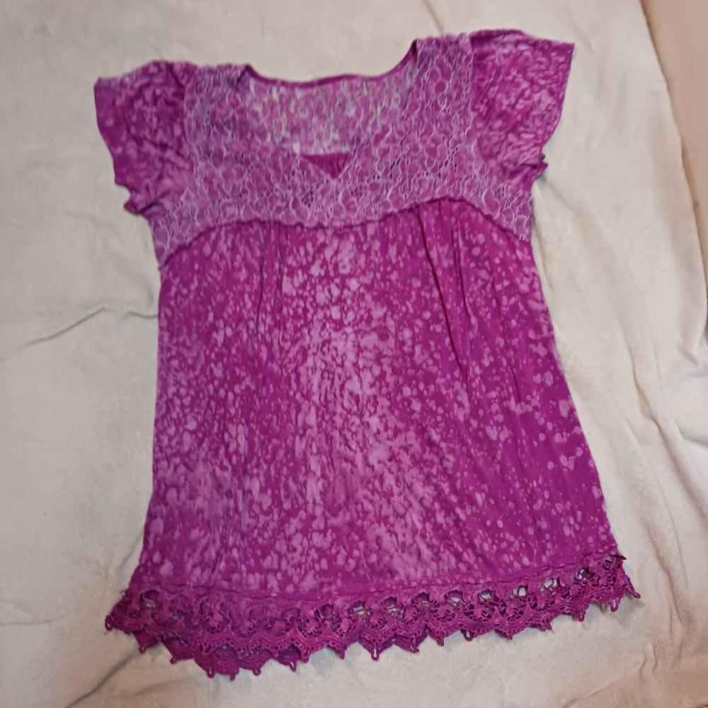 Pink T shirt size M